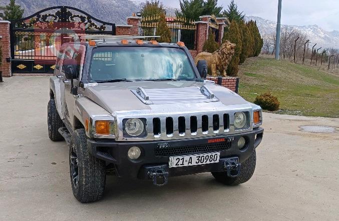 Hummer H3